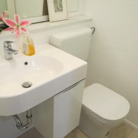 De Luxe Duplex Kozmetika Kahne Ljubljana