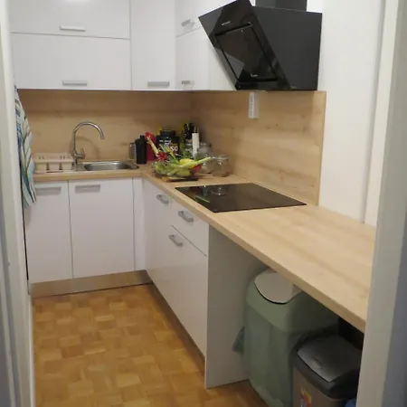De Luxe Duplex Kozmetika Kahne *
