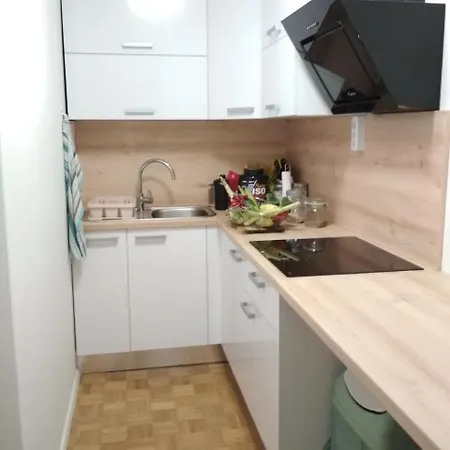 De Luxe Duplex Kozmetika Kahne * 卢布尔雅那