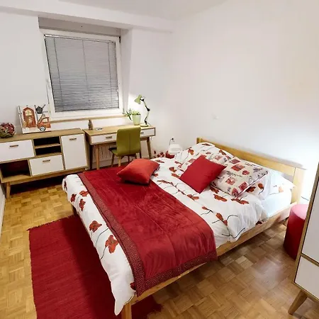 De Luxe Duplex Kozmetika Kahne *