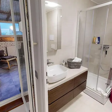 De Luxe Duplex Kozmetika Kahne *